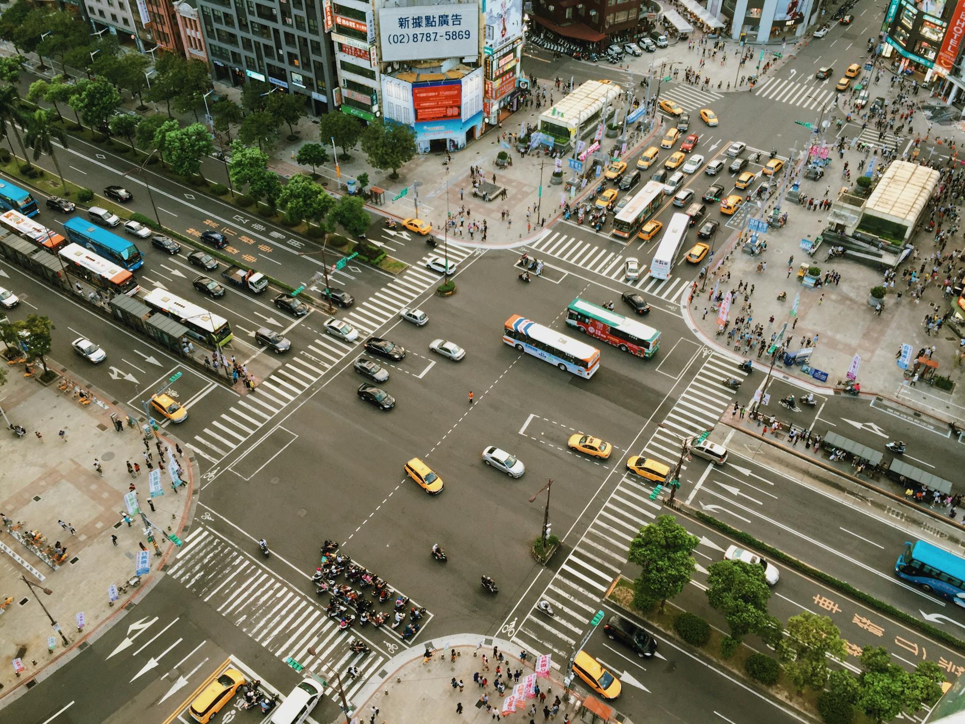 青春犹豫：刚毕业的年轻人如何面对十字路口？